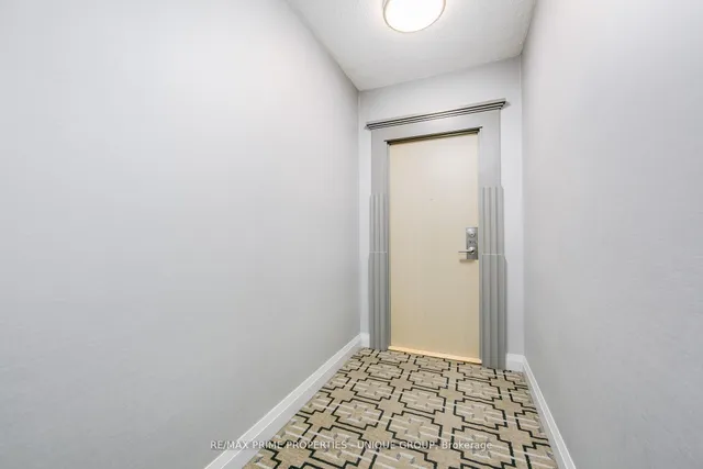 Additional image 19 of 319 Merton St Unit 904