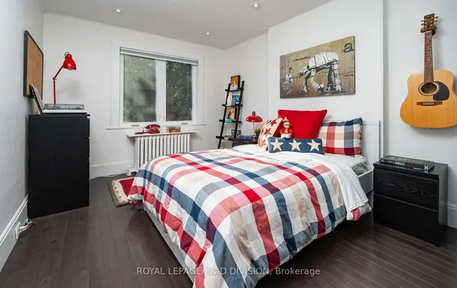 Additional image 24 of 151 Forman Ave