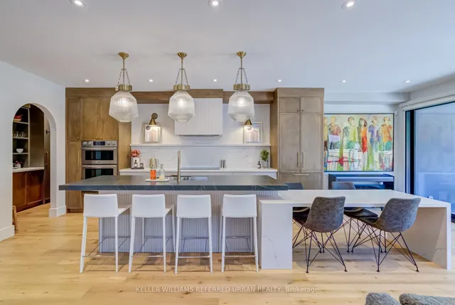 Additional image 16 of 182 Queens Ave