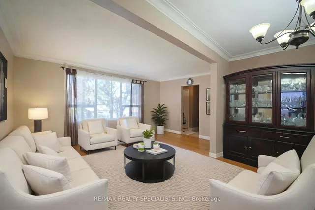 Additional image 8 of 127 Flora Dr