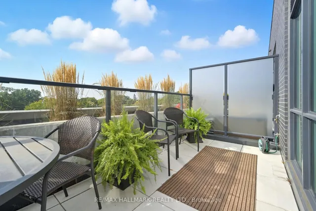 Additional image 26 of 2369 Danforth Ave Unit 513