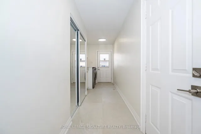 Additional image 20 of 11 Royal Rouge Tr