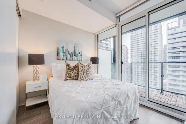 Additional image 20 of 125 Peter St Unit 3211