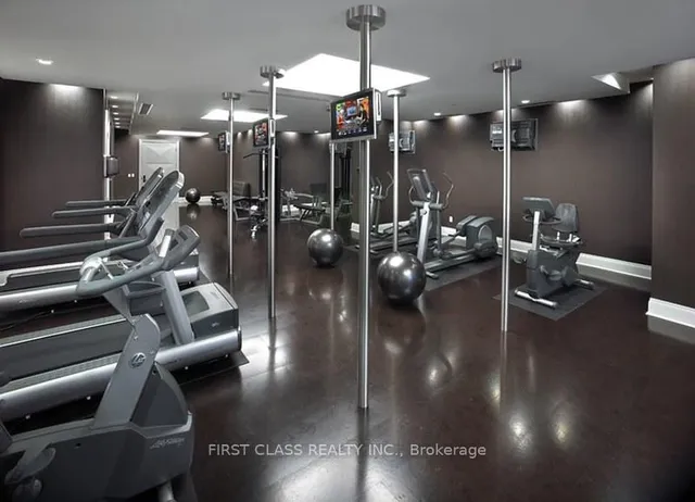 Additional image 23 of 15 Greenview Ave Unit 814