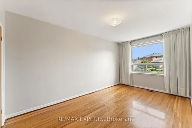 Additional image 14 of 19 Peterdale Rd