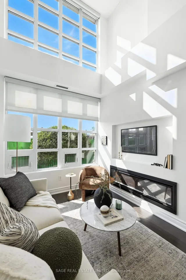 Additional image 3 of 6 Pirandello St Unit TH5