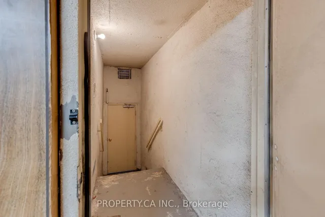 Additional image 21 of 404 Milner Ave