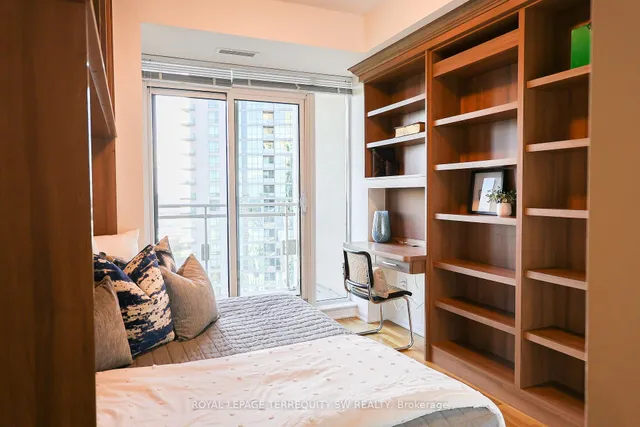 Additional image 19 of 628 Fleet St Unit 2806