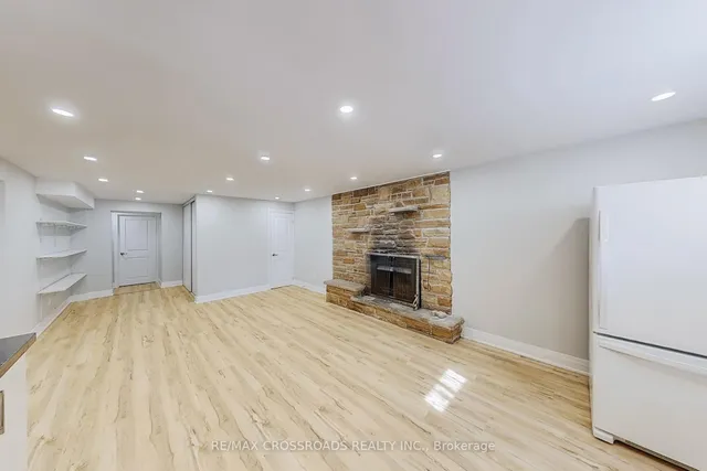 Additional image 23 of 55 Elvaston Dr