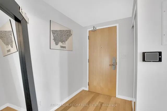 Additional image 9 of 55 Bremner Blvd Unit 4407