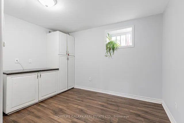 Additional image 28 of 43 Larkhall Ave