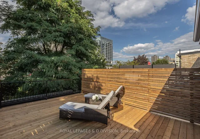 Additional image 34 of 40 Bernard Ave