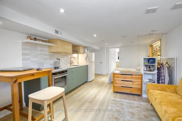 Additional image 30 of 32 Bartlett Ave