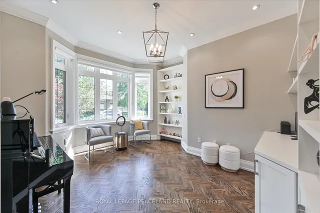 Additional image 24 of 2 Flaremore Cres