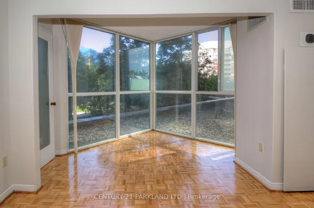 Additional image 9 of 5 Concorde Pl Unit 207