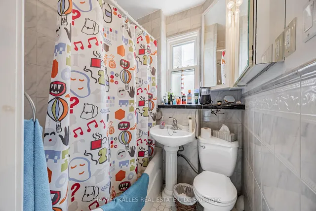 Additional image 28 of 121 Blantyre Ave