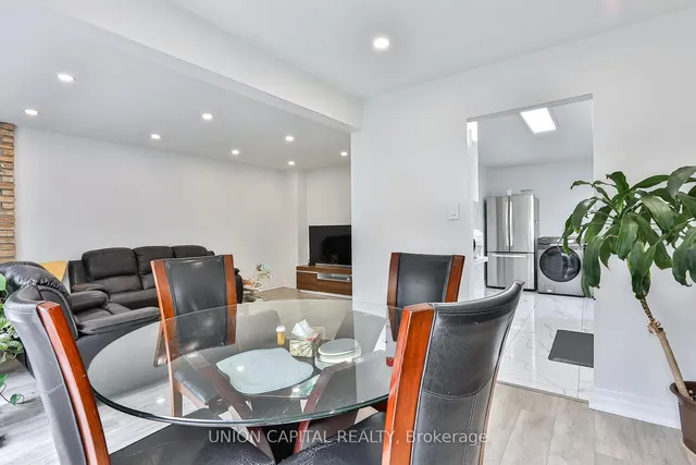 Additional image 12 of 72 Bushmills Sq