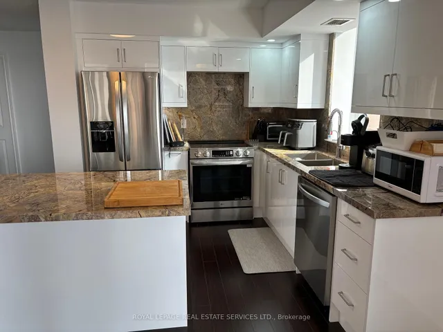 Additional image 7 of 5229 Dundas St Unit 1210
