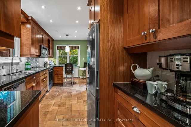 Additional image 10 of 24 Taylor Dr