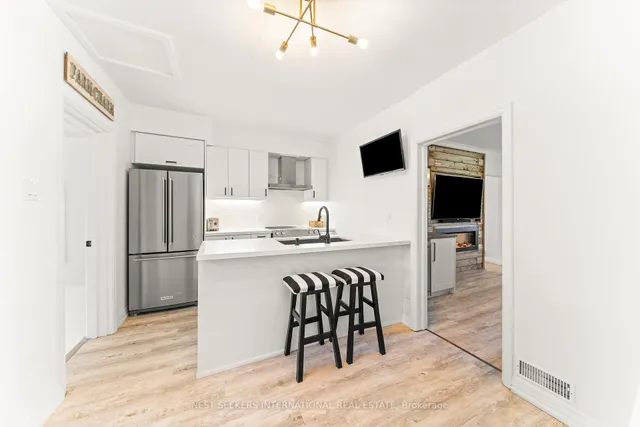 Additional image 9 of 905 Glencairn Ave