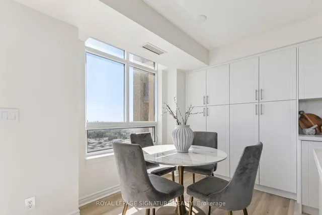 Additional image 13 of 18 Kenaston Gdns Unit 1307