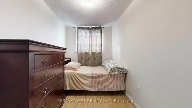 Additional image 17 of 940 Caledonia Rd Unit 210