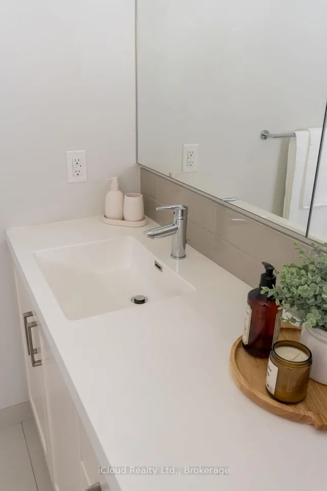 Additional image 25 of 1 Old Mill Dr Unit 714