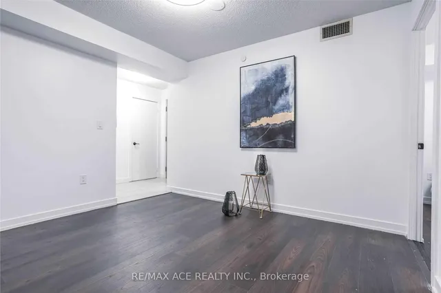 Additional image 11 of 1346 Danforth Rd Unit 513