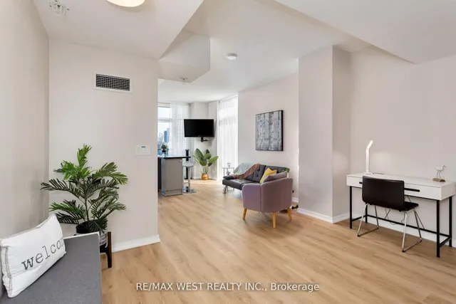 Additional image 5 of 36 LISGAR St Unit 1621E