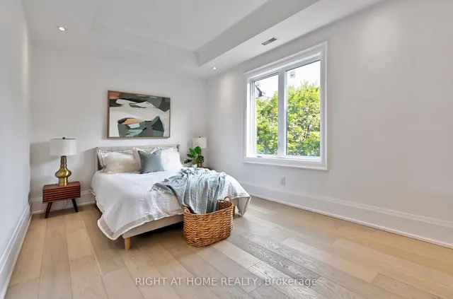 Additional image 37 of 27 Hurlingham Cres