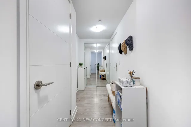 Additional image 4 of 50 Wellesley St Unit 508