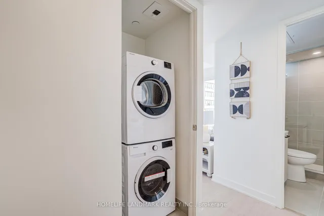 Additional image 18 of 65 Mutual St Unit 2001