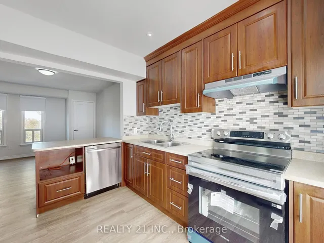 Additional image 13 of 40 Rexdale Blvd Unit 2