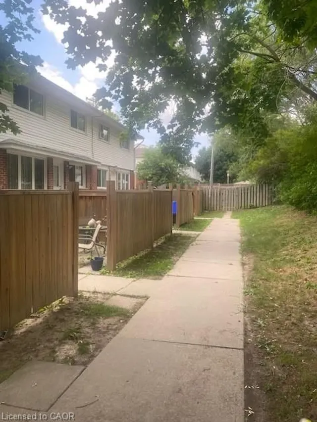 Additional image 4 of 58 Hazelglen Dr