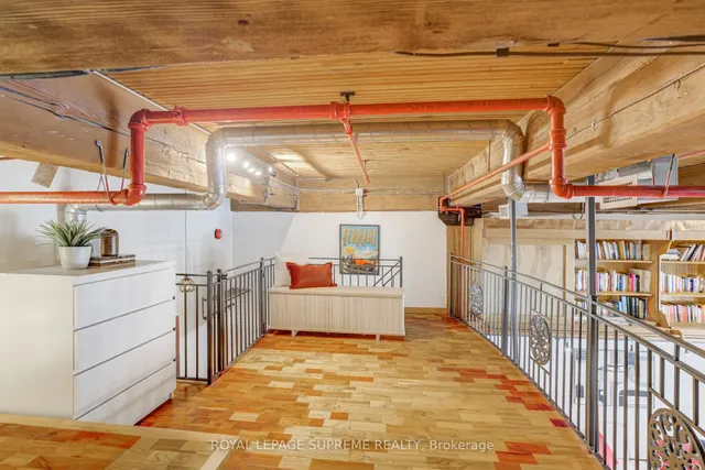 Additional image 23 of 371 Wallace Ave Unit 10