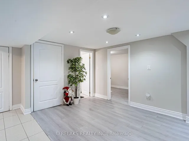 Additional image 34 of 82 Crow Tr