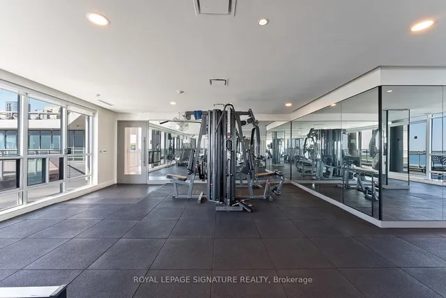 Additional image 17 of 410 Queens Quay Unit 1407