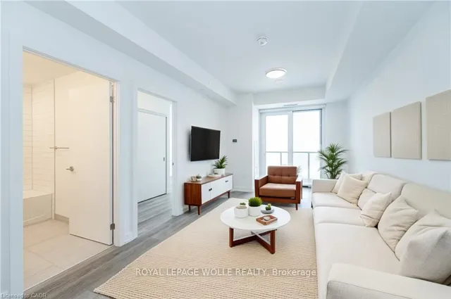 Additional image 13 of 15 Wellington St Unit 907