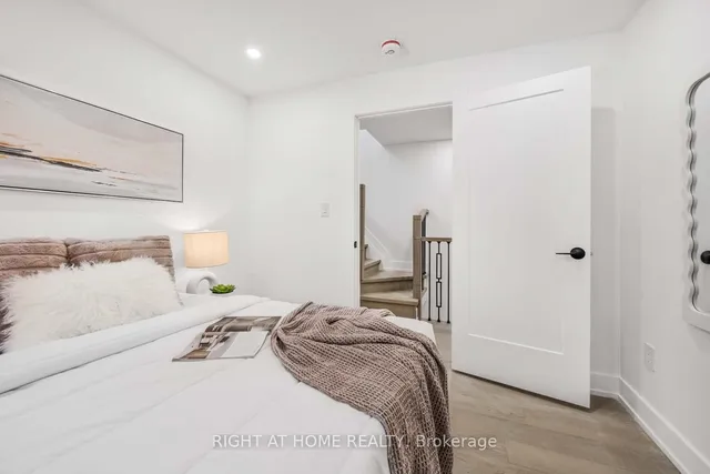 Additional image 27 of 324 Lee Ave