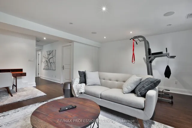 Additional image 38 of 6 Meadowcrest Rd