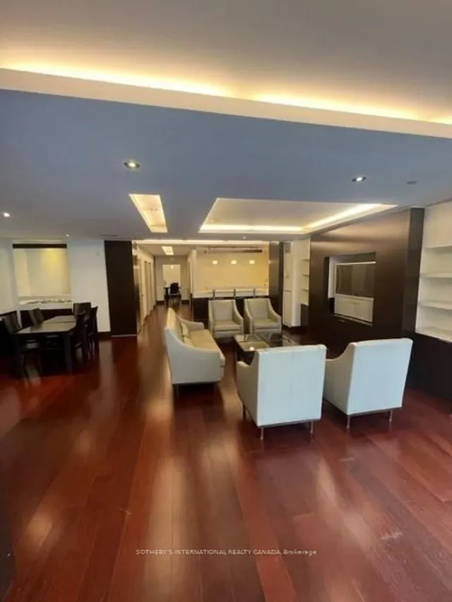 Additional image 36 of 218 Queens Quay Unit 2202