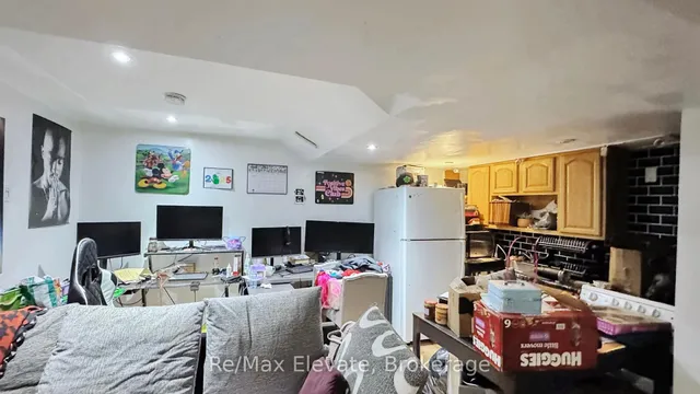 Additional image 40 of 68 Grover Dr