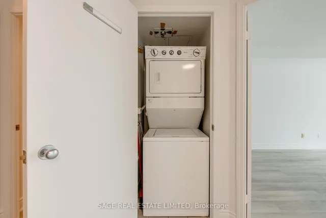Additional image 22 of 600 Queens Quay Unit 531