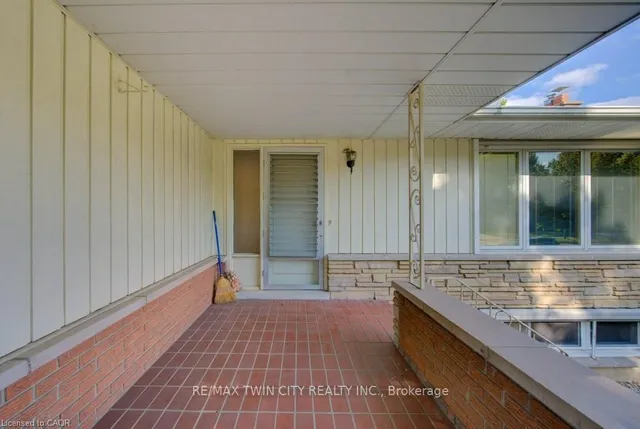 Additional image 4 of 12 Old York Cres