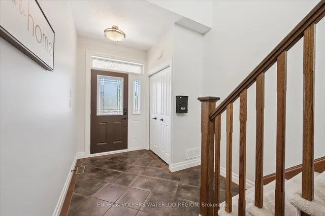 Additional image 4 of 928 Pioneer Grove Crt