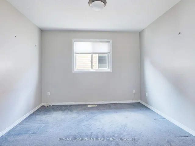 Additional image 30 of 36 Lemon Grass St
