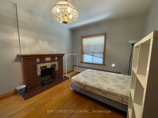 Additional image 5 of 543 Crawford St