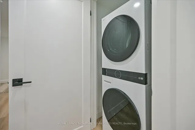 Additional image 38 of 238 Coleridge Ave