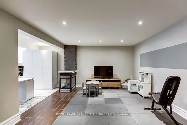 Additional image 31 of 6 Cadman Crt