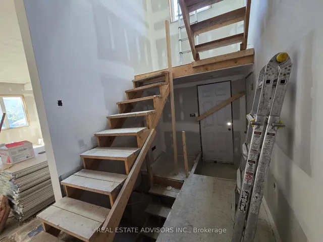 Additional image 4 of 68B Laurel Ave